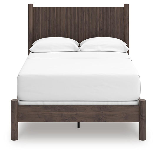 Cadmori Queen Panel Bed, Dresser and Mirror
