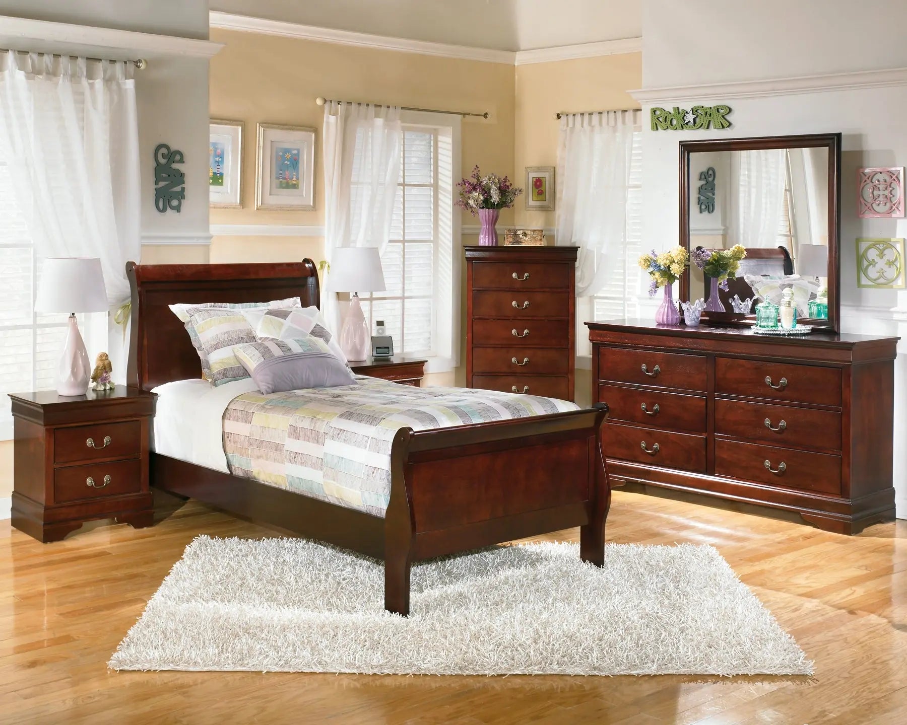 Alisdair Sleigh Bed With Mirrored Dresser, Chest And Nightstand at Lee Furniture, NC