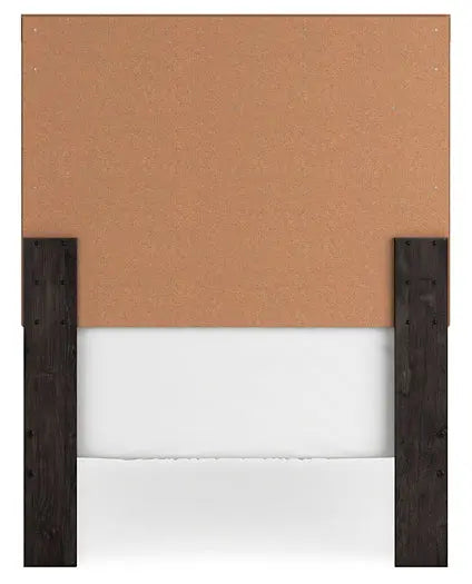 Belachime Panel Bed at Lee Furniture, NC