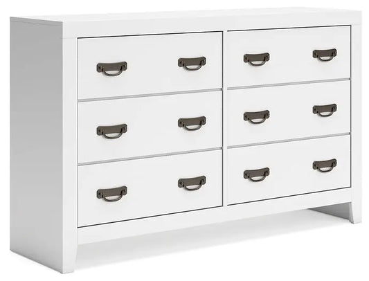 Binterglen Dresser at Lee Furniture, NC