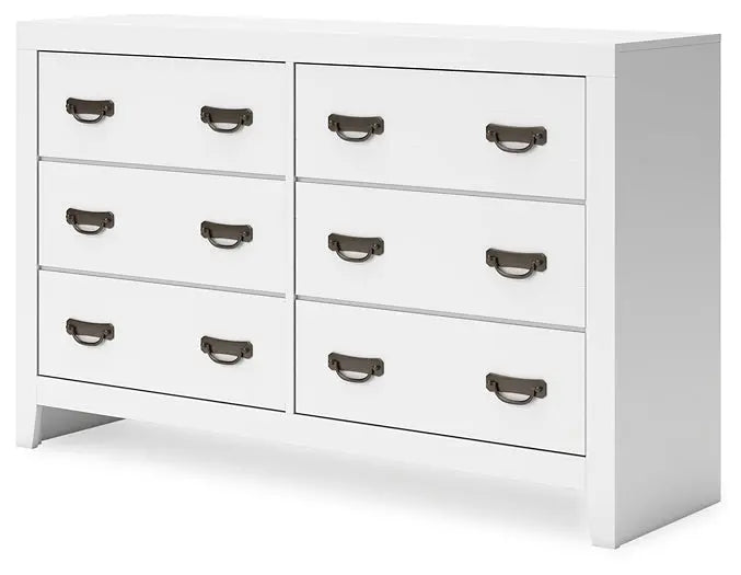 Binterglen Dresser at Lee Furniture, NC