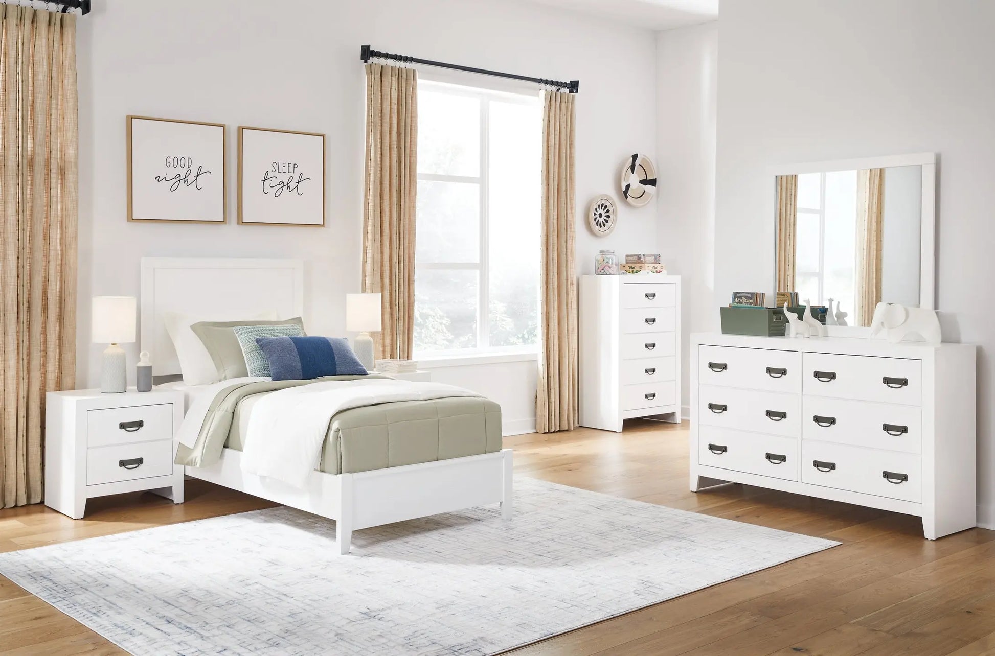 Binterglen Dresser at Lee Furniture, NC