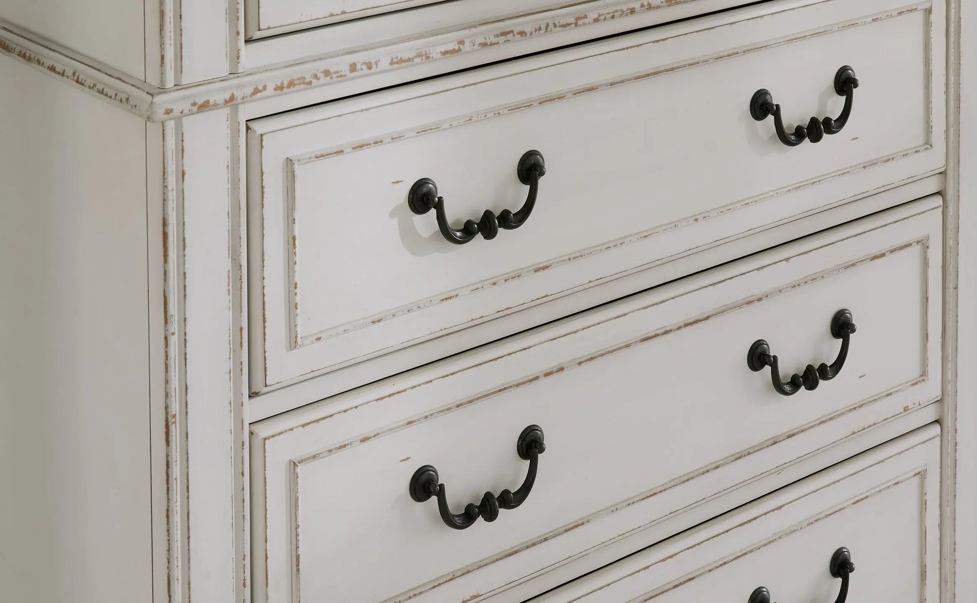 Blendon Five Drawer Chest at Lee Furniture, NC