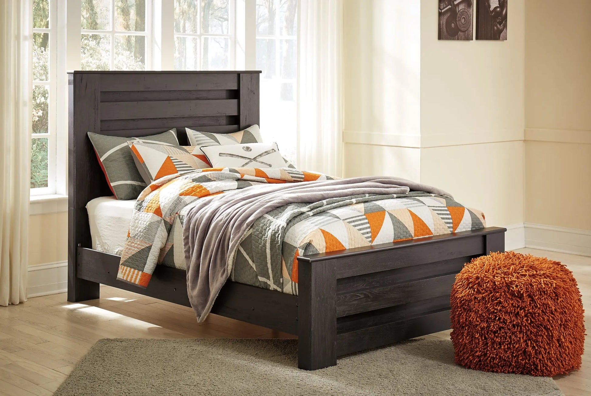 Brinxton Panel Bed at Lee Furniture, NC