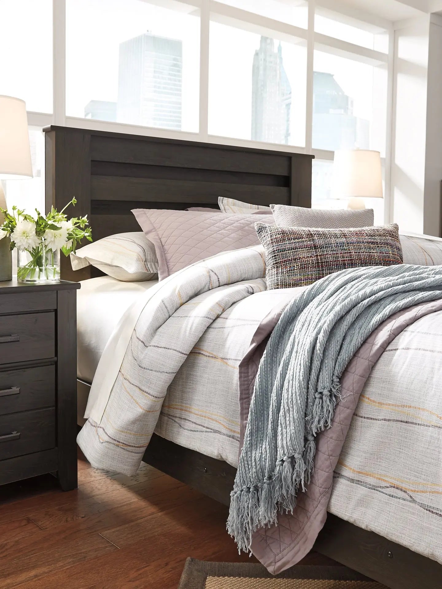Brinxton Panel Bed at Lee Furniture, NC
