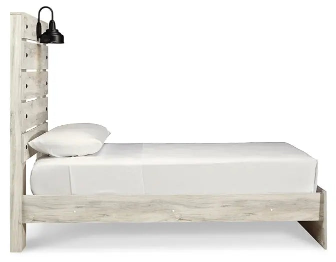 Cambeck Panel Bed at Lee Furniture, NC