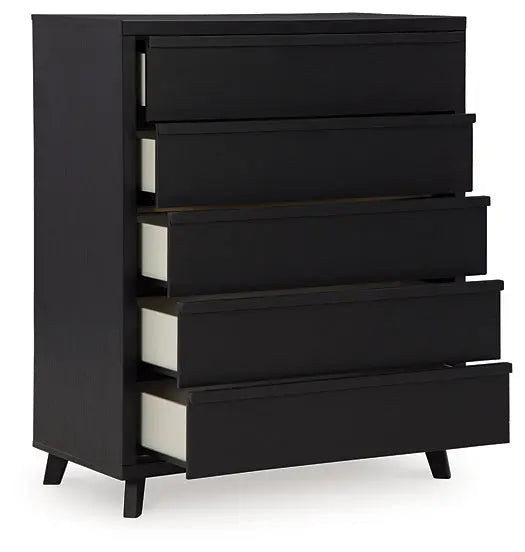 Danziar Queen Panel Bed with Mirrored Dresser and Chest at Lee Furniture, NC