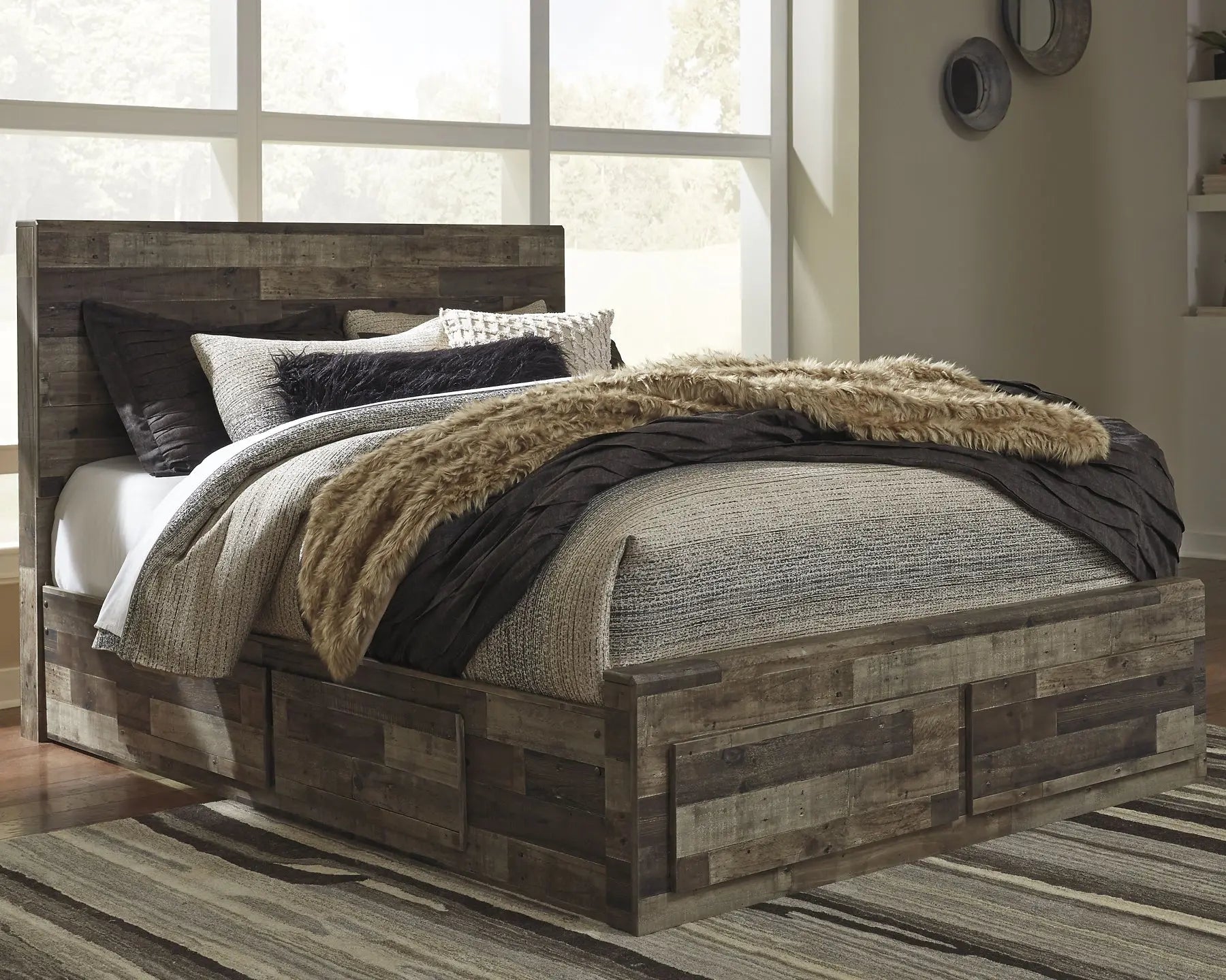 Derekson Panel Bed With 4 Storage Drawers at Lee Furniture, NC