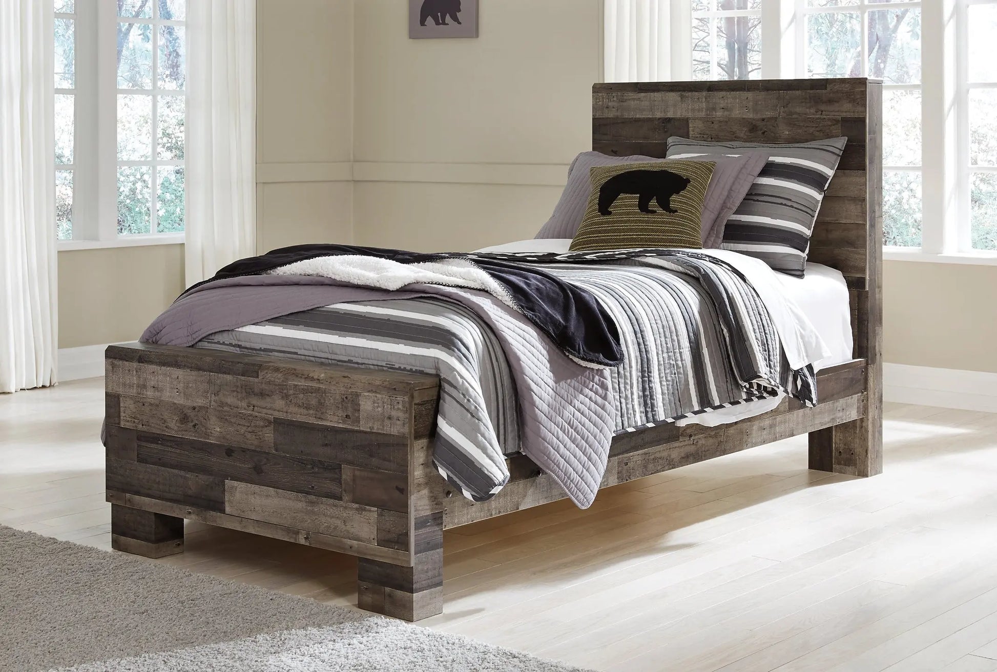 Derekson Panel Bed at Lee Furniture, NC
