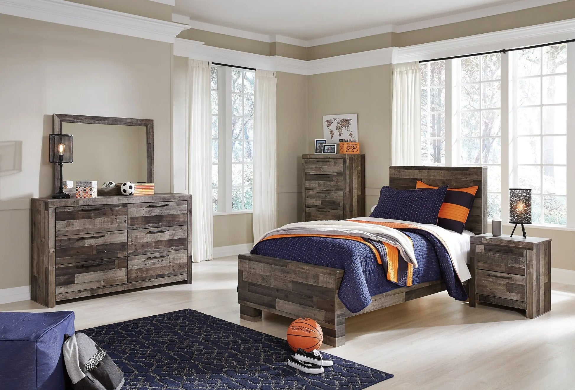 Derekson Panel Bed at Lee Furniture, NC