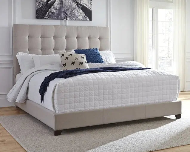 Dolante Upholstered Bed at Lee Furniture, NC