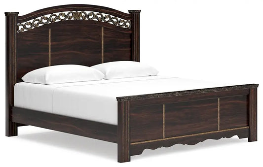 Glosmount Queen Poster Bed at Lee Furniture, NC