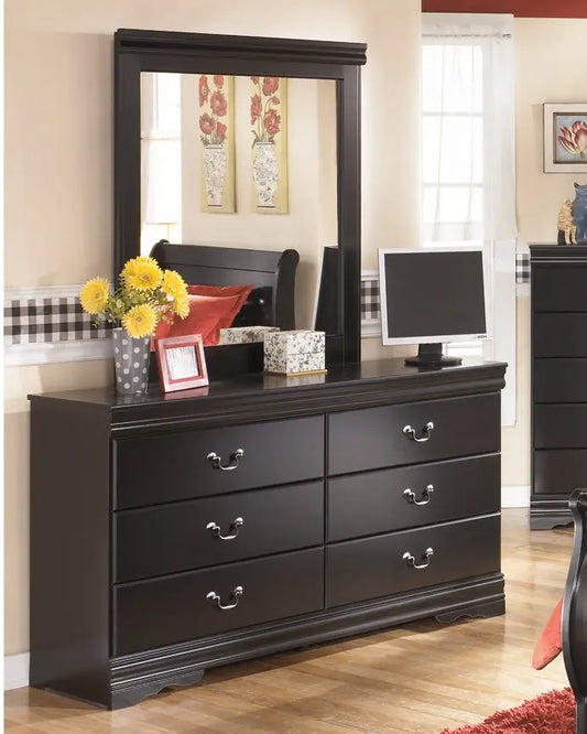 Huey Vineyard Dresser and Mirror at Lee Furniture, NC
