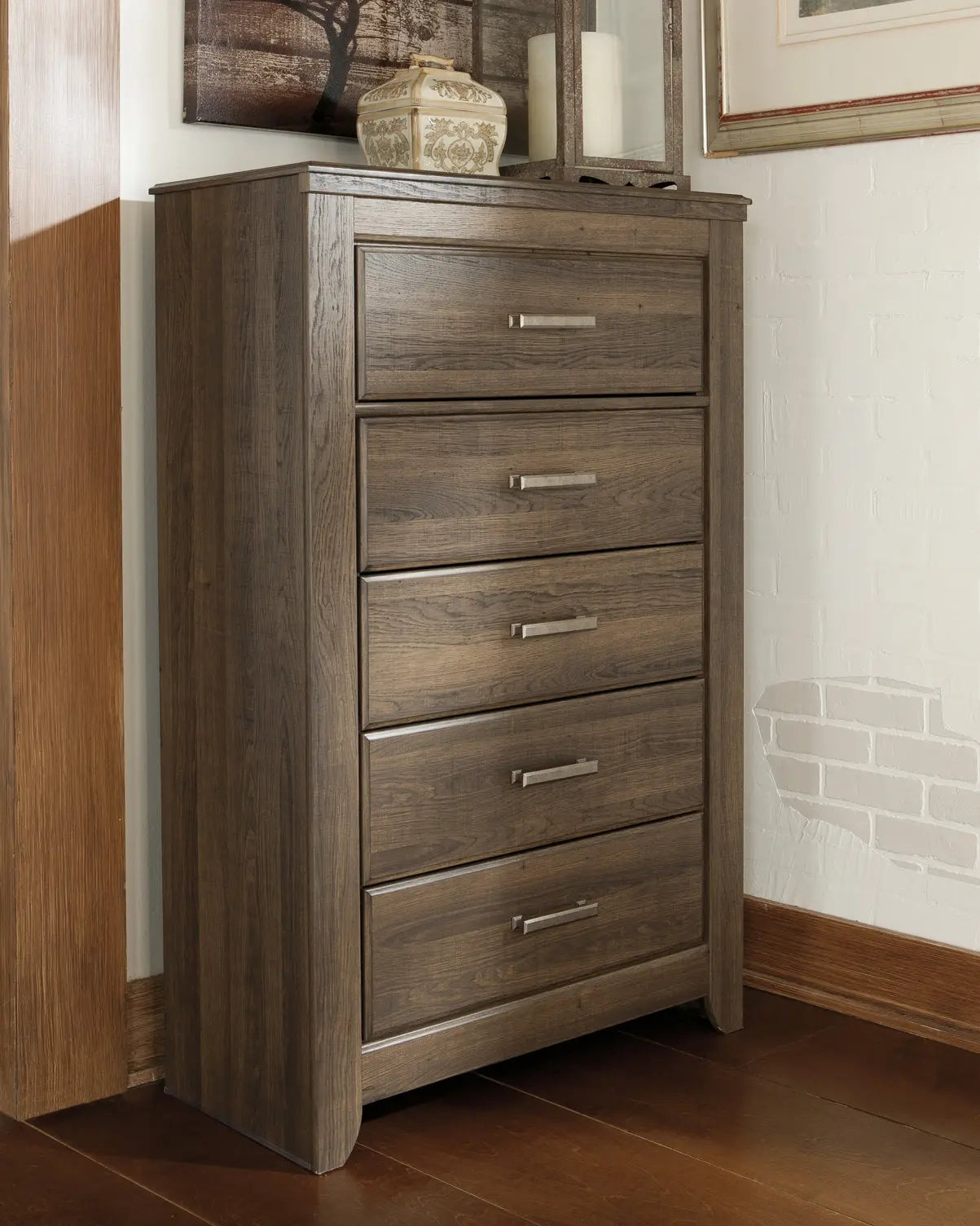 Juararo King Panel Bed with Mirrored Dresser and Chest at Lee Furniture, NC