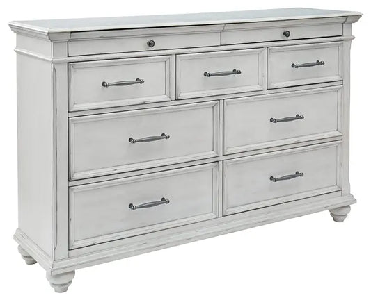 Kanwyn Dresser at Lee Furniture, NC