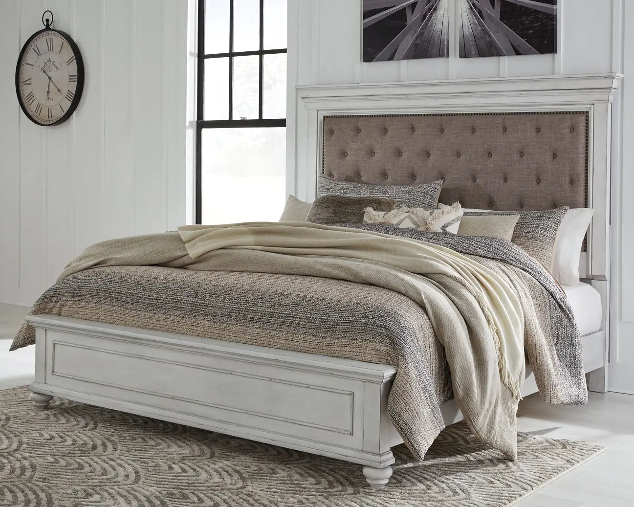 Kanwyn Panel Bed at Lee Furniture, NC