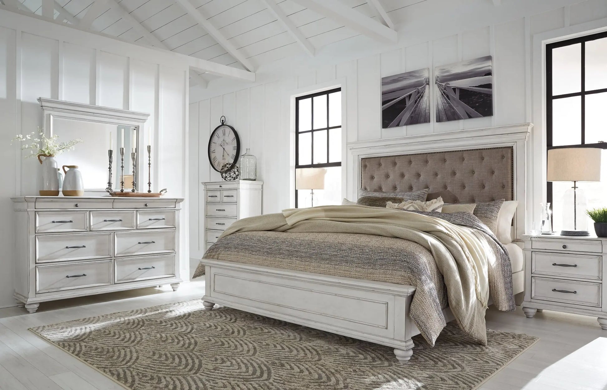 Kanwyn Panel Bed at Lee Furniture, NC