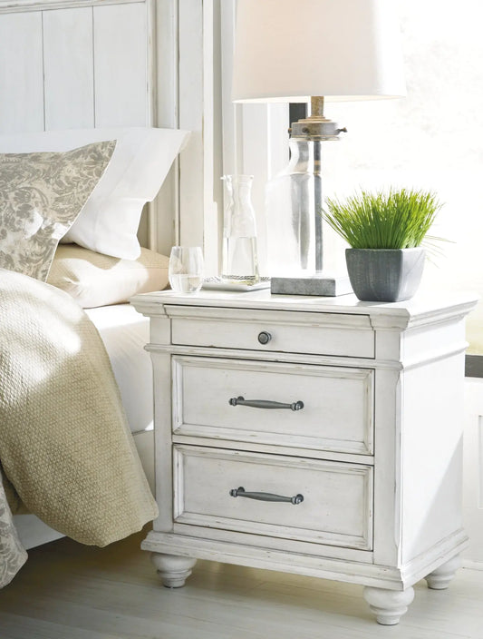 Kanwyn Three Drawer Night Stand at Lee Furniture, NC