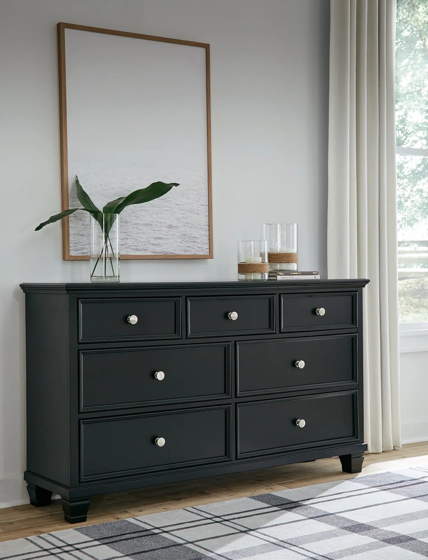 Lanolee Dresser at Lee Furniture, NC