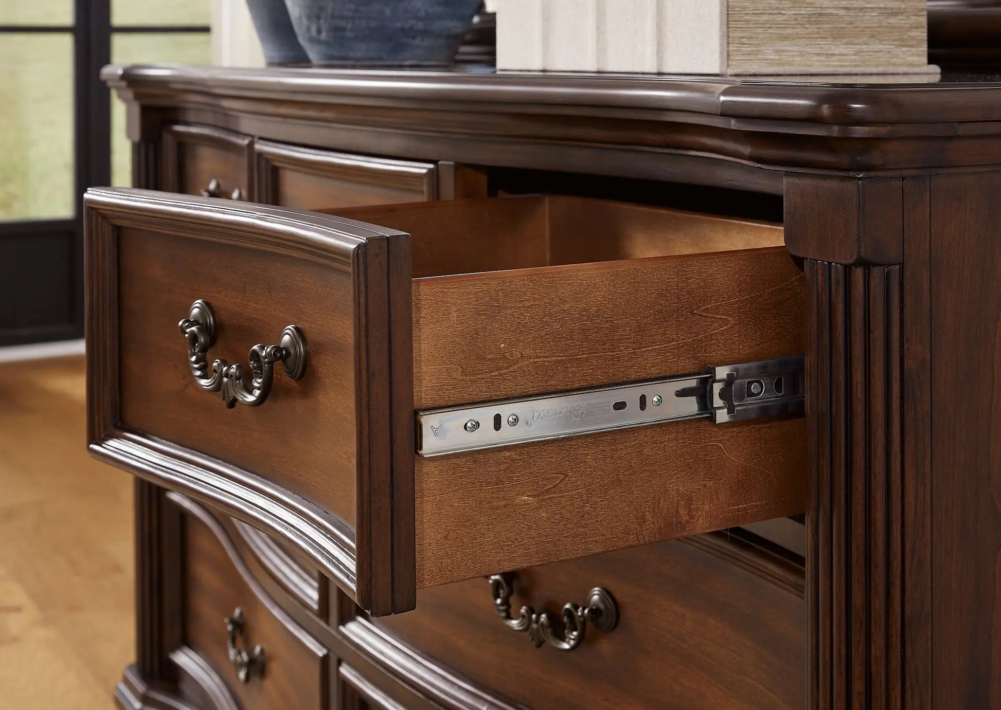 Lavinton Dresser at Lee Furniture, NC