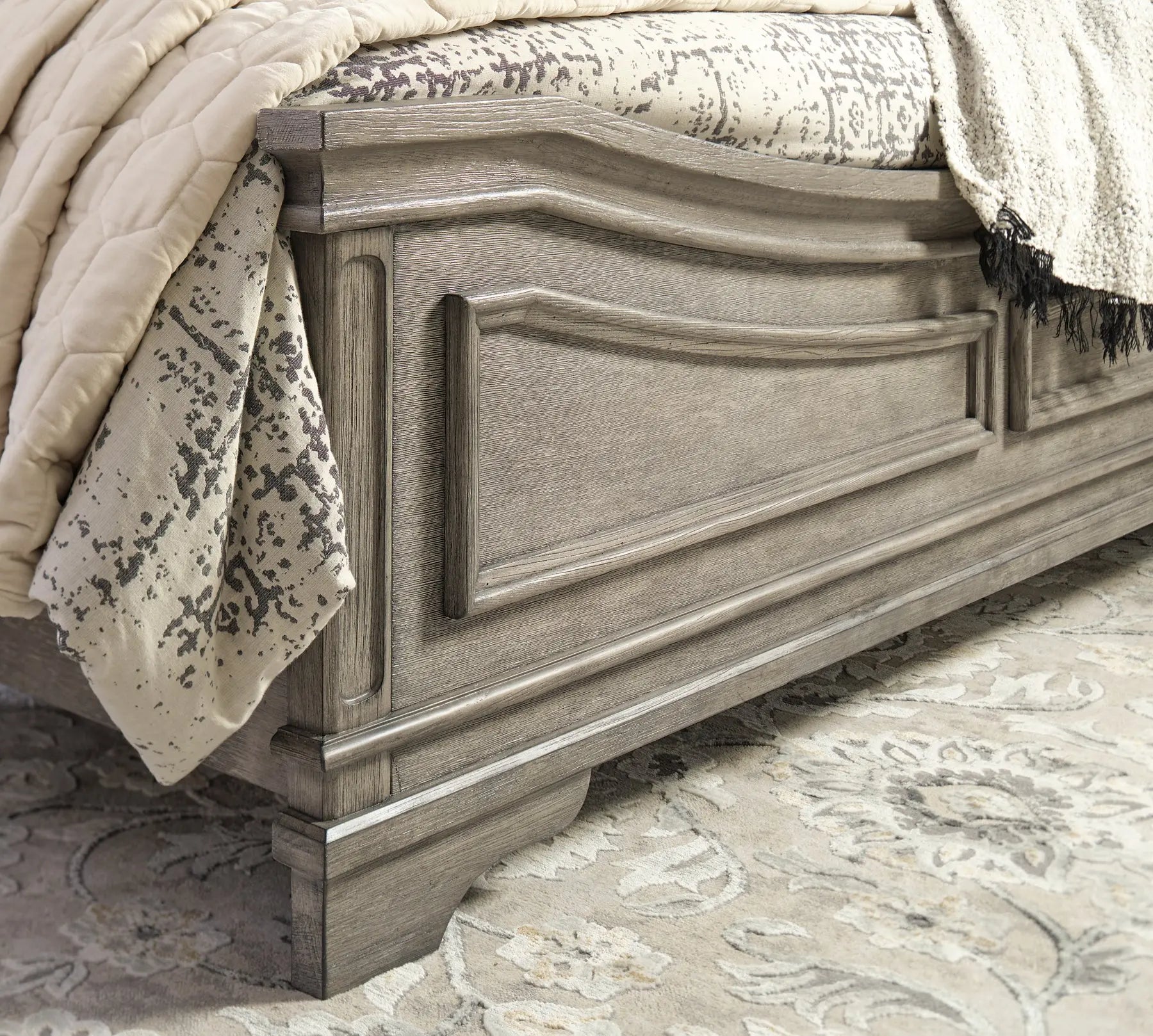 Lodenbay Panel Bed at Lee Furniture, NC
