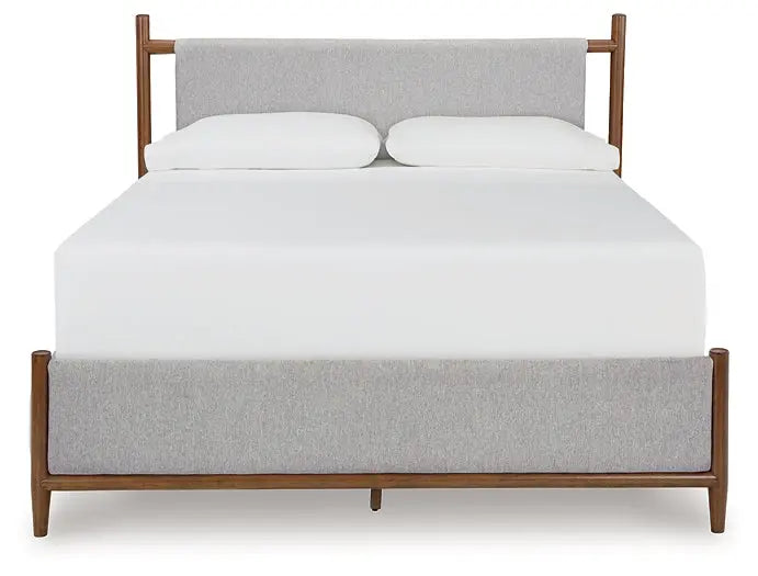 Lyncott Upholstered Panel Bed at Lee Furniture, NC