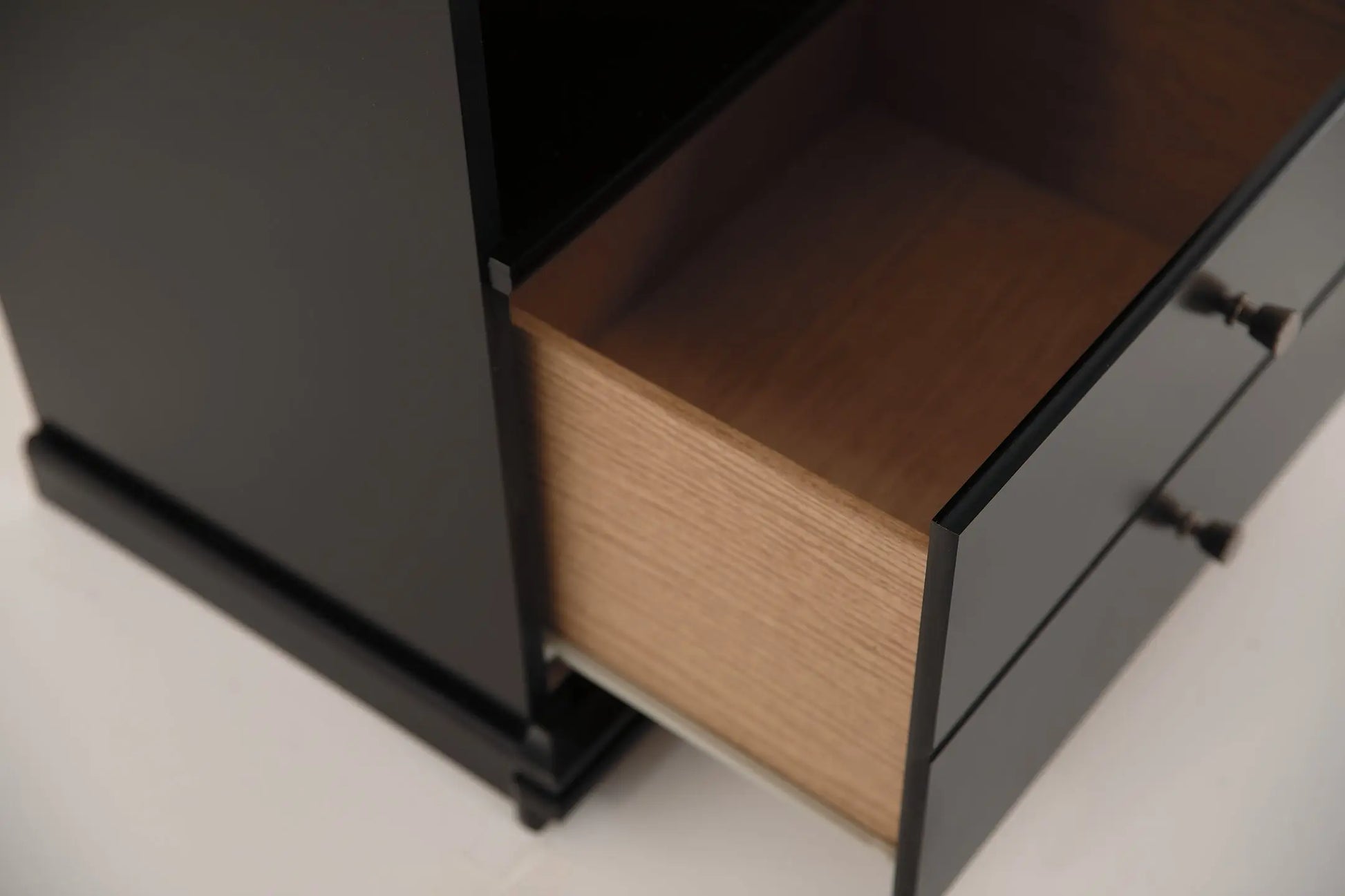 Maribel One Drawer Night Stand at Lee Furniture, NC