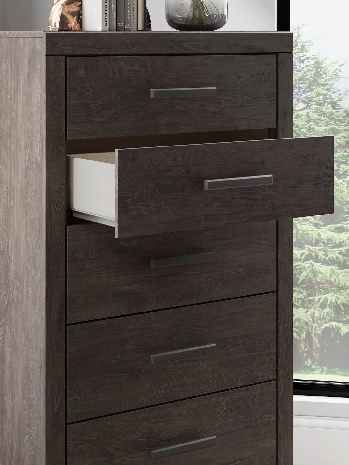 Prendonea Five Drawer Chest at Lee Furniture, NC