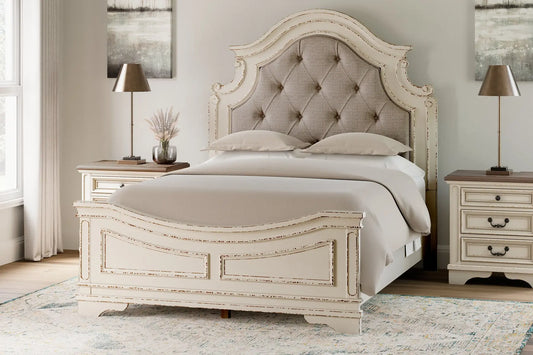 Realyn Upholstered Panel Bed at Lee Furniture, NC