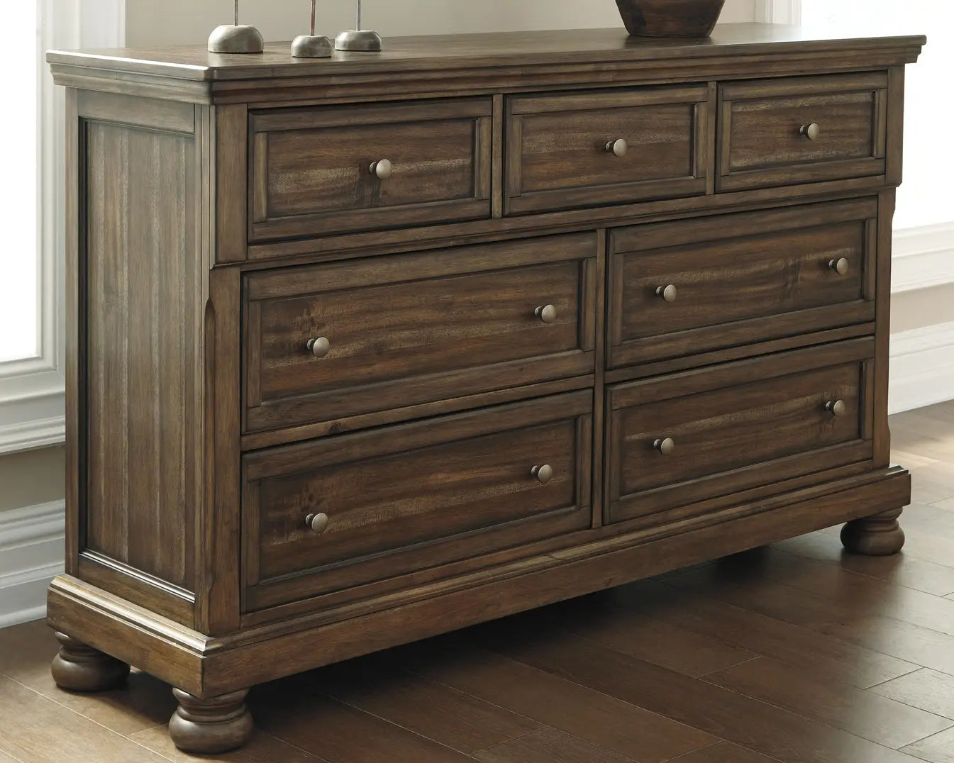 Robbinsdale Dresser at Lee Furniture, NC