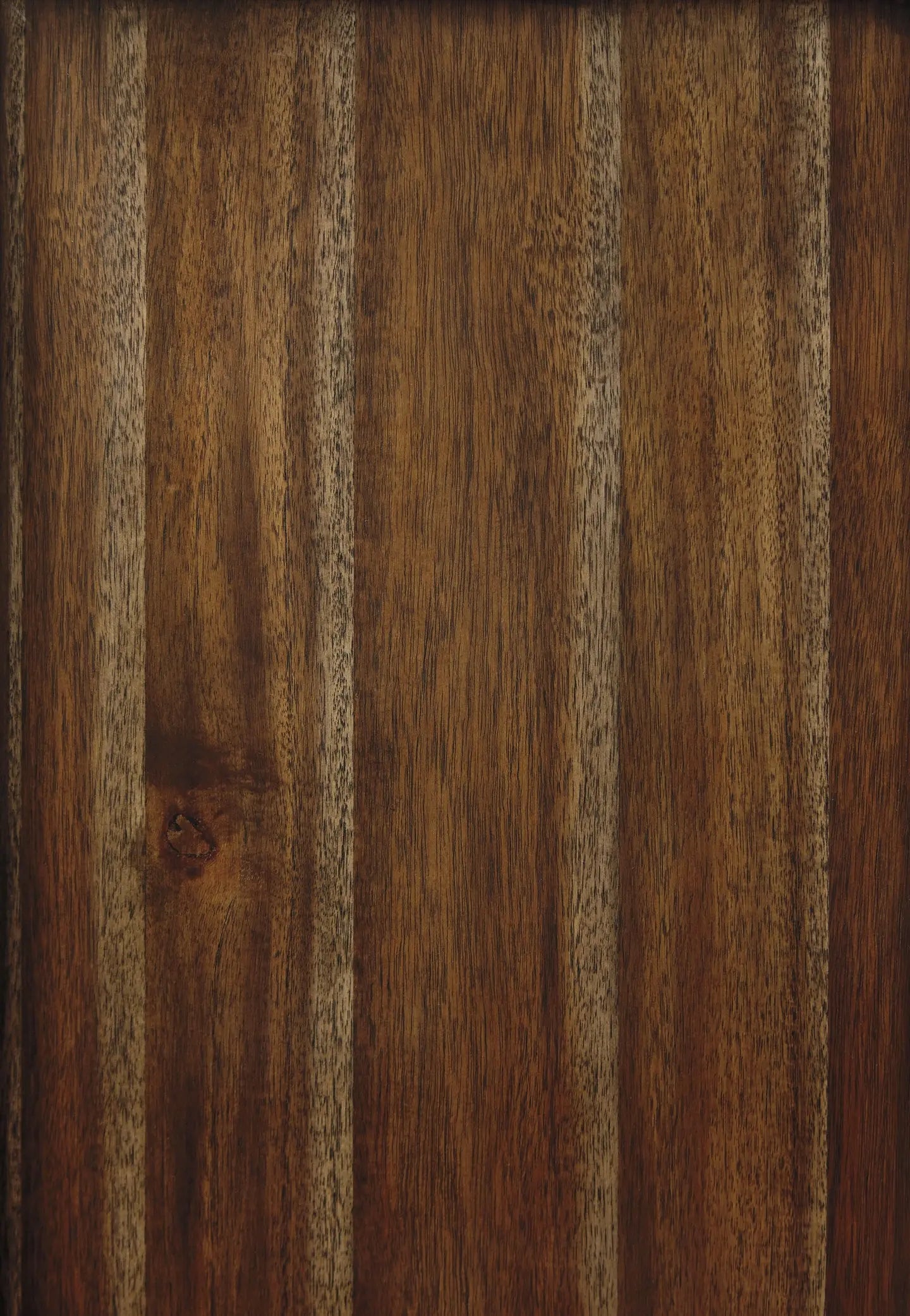Robbinsdale Five Drawer Chest at Lee Furniture, NC