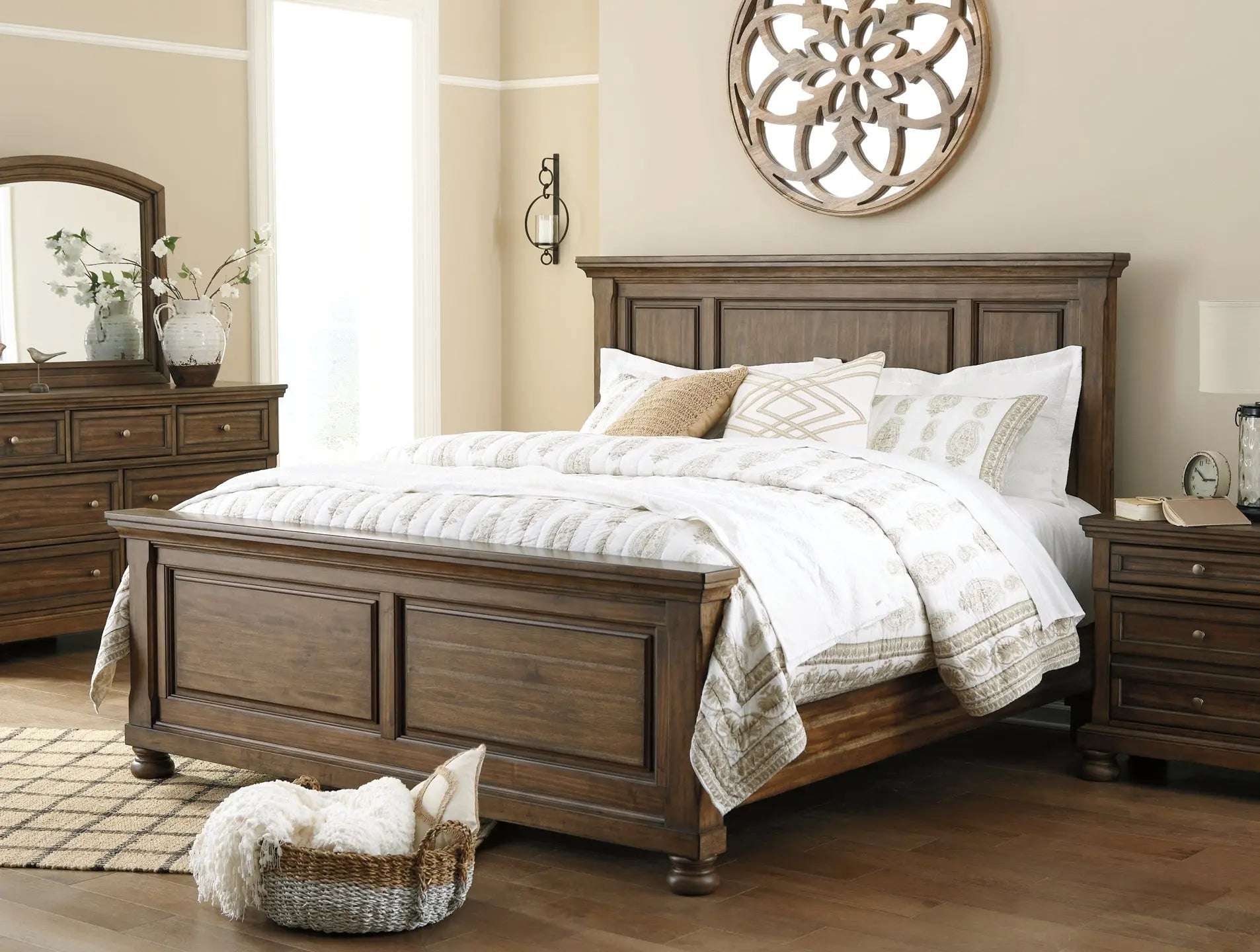 Robbinsdale Panel Bed at Lee Furniture, NC