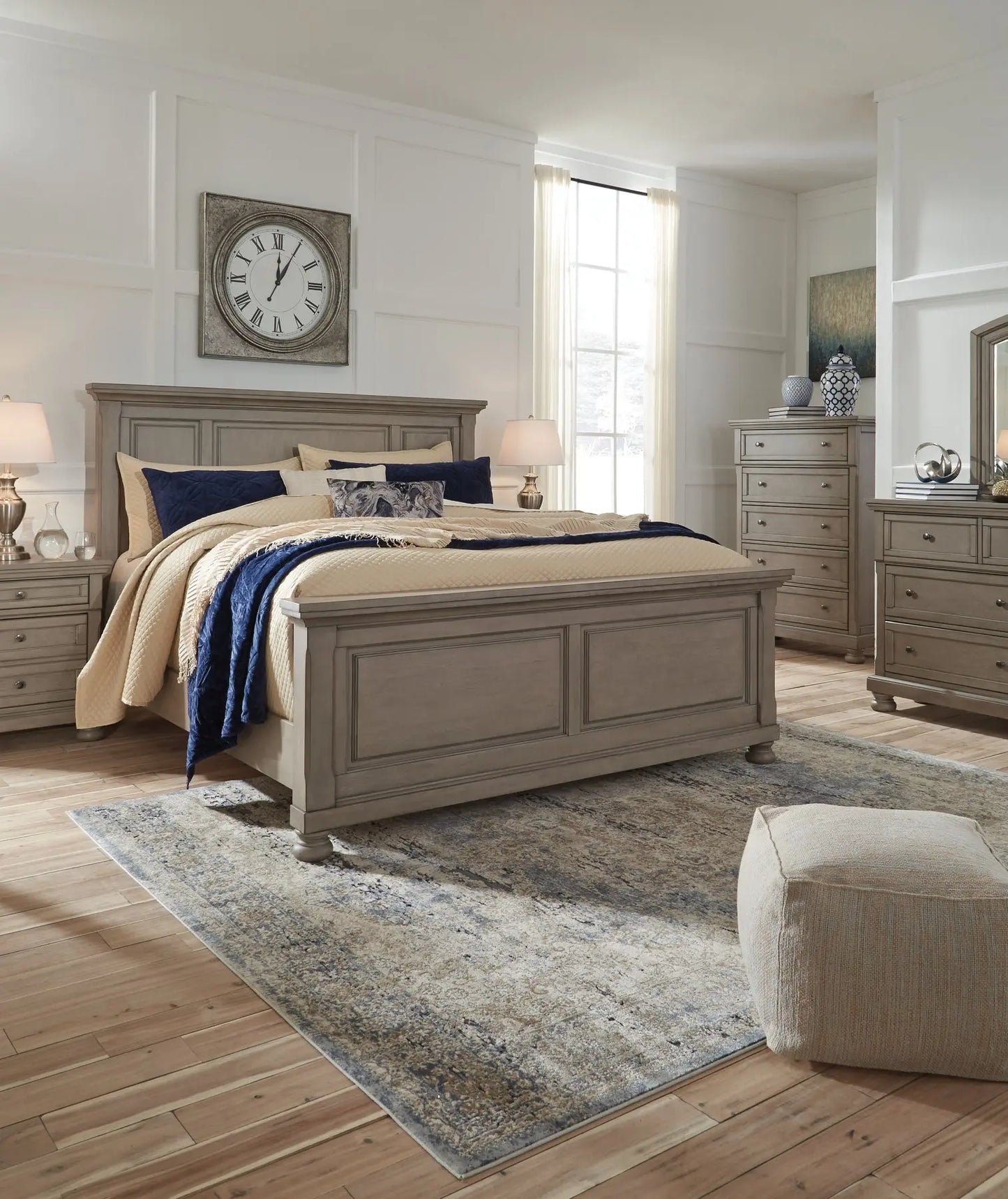 Robbinsdale Panel Bed at Lee Furniture, NC
