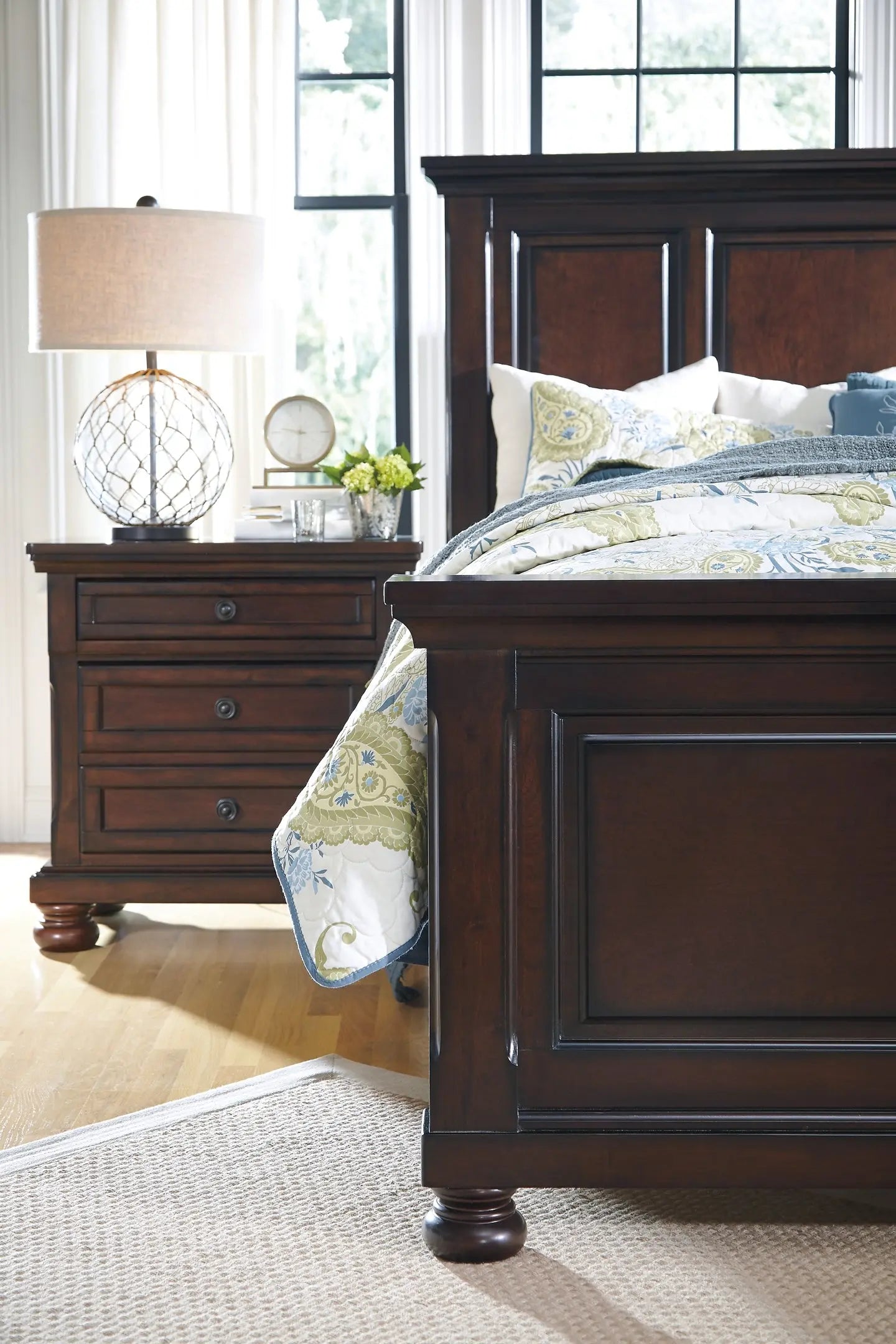 Robbinsdale Panel Bed at Lee Furniture, NC