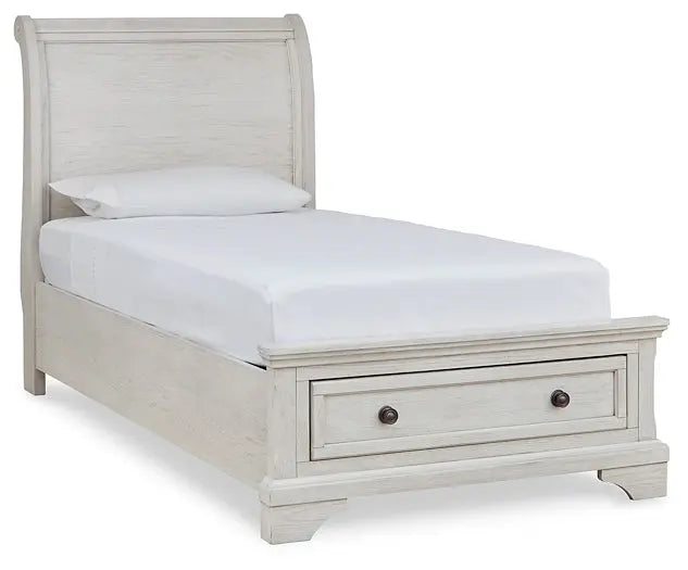 Robbinsdale Sleigh Bed With Storage at Lee Furniture, NC