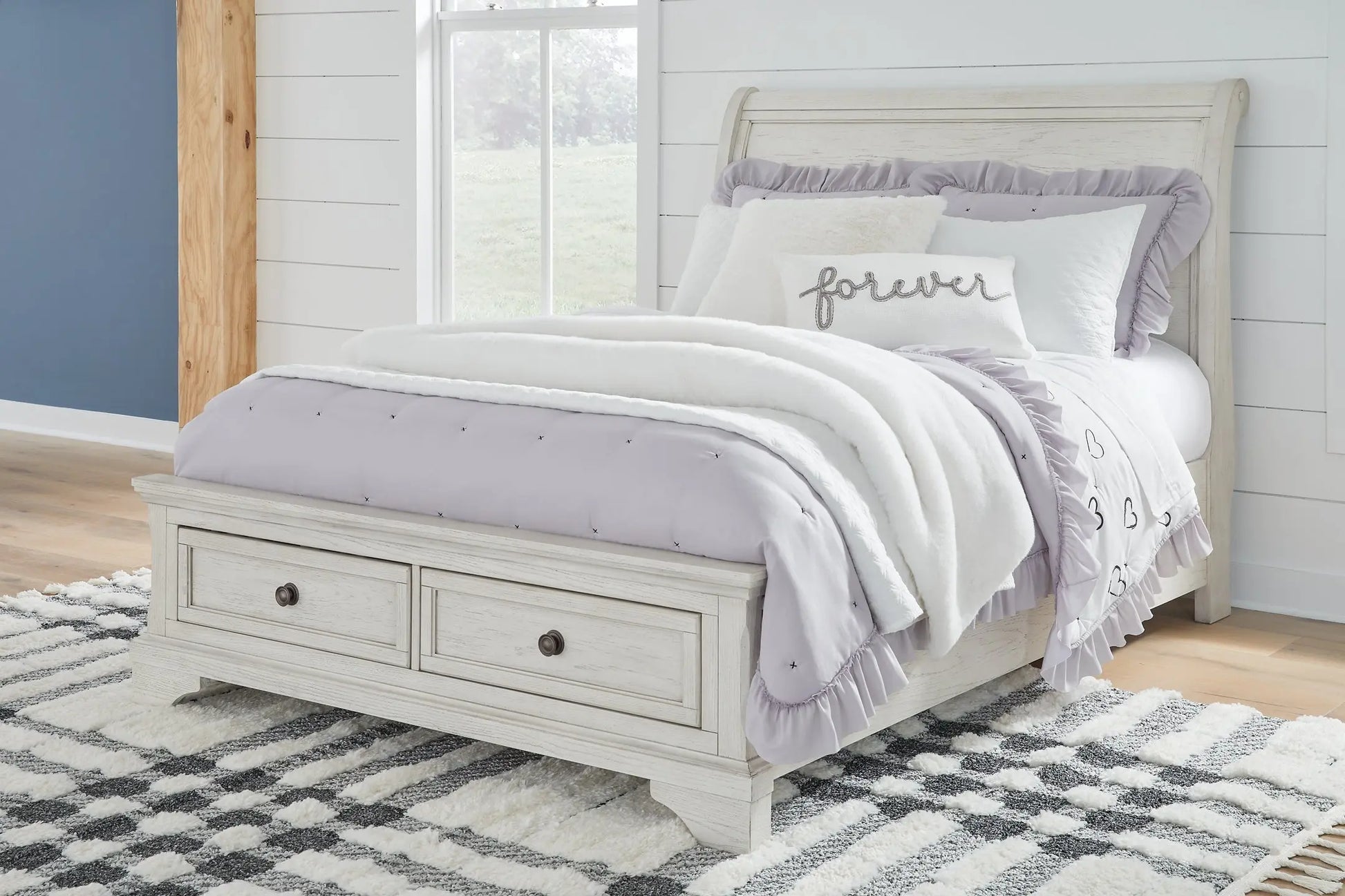 Robbinsdale Sleigh Bed With Storage at Lee Furniture, NC