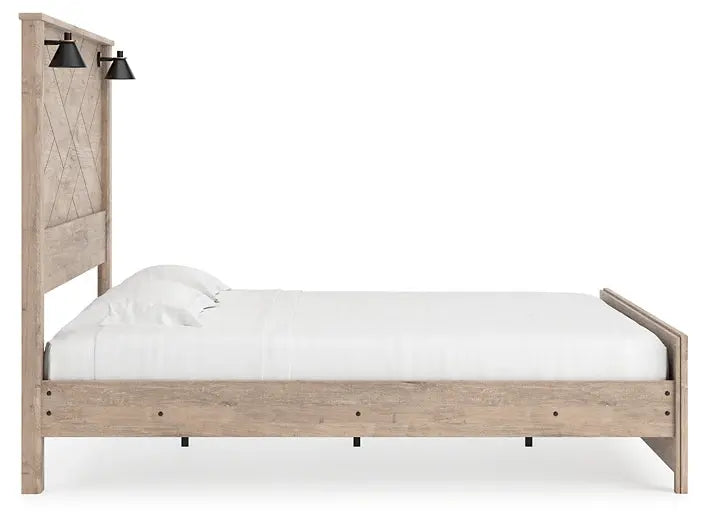 Senniberg King Panel Bed with Mirrored Dresser at Lee Furniture, NC