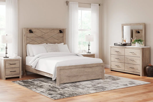 Senniberg Panel Bed at Lee Furniture, NC