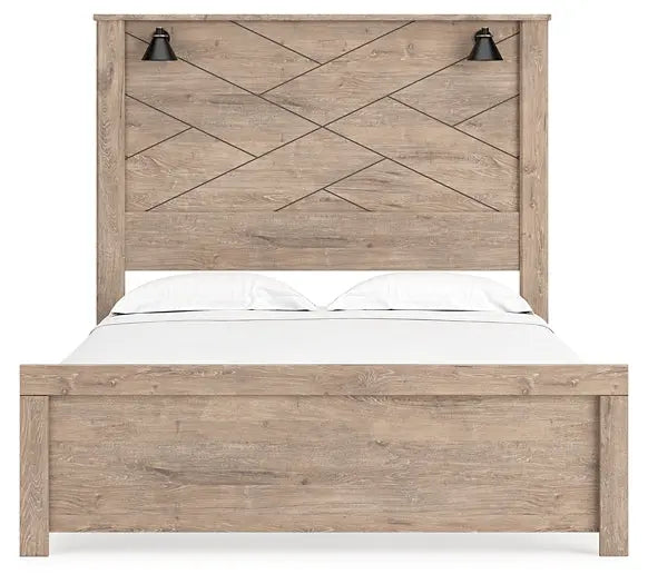 Senniberg Queen Panel Bed with Mirrored Dresser and Nightstand at Lee Furniture, NC
