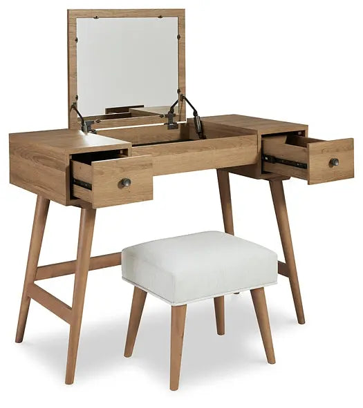 Thadamere Vanity/UPH Stool (2/CN) at Lee Furniture, NC