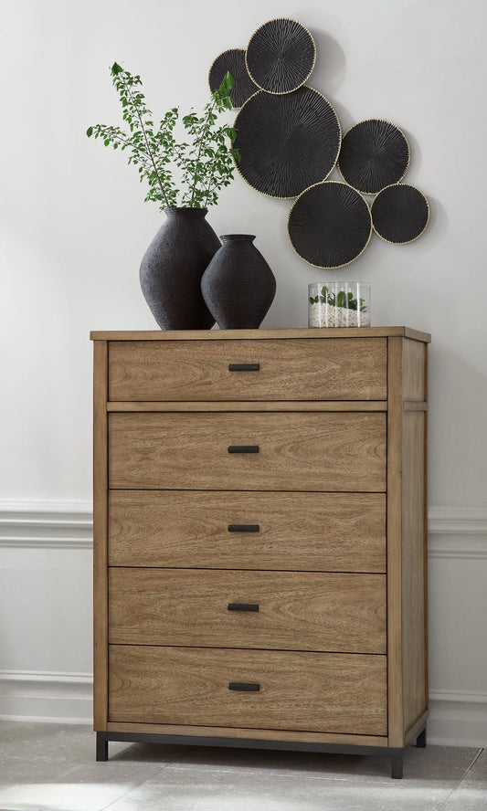 Tomtyn Five Drawer Chest at Lee Furniture, NC