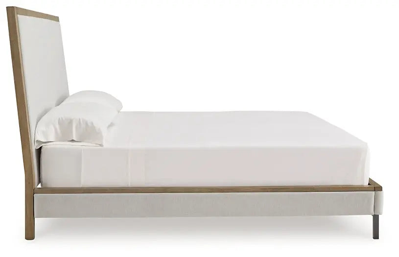 Tomtyn Upholstered Bed at Lee Furniture, NC