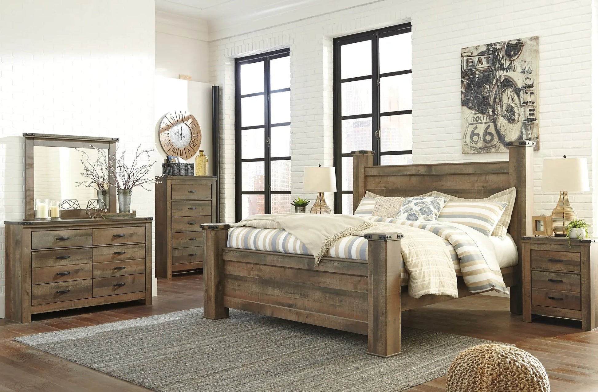 Trinell Poster Bed at Lee Furniture, NC