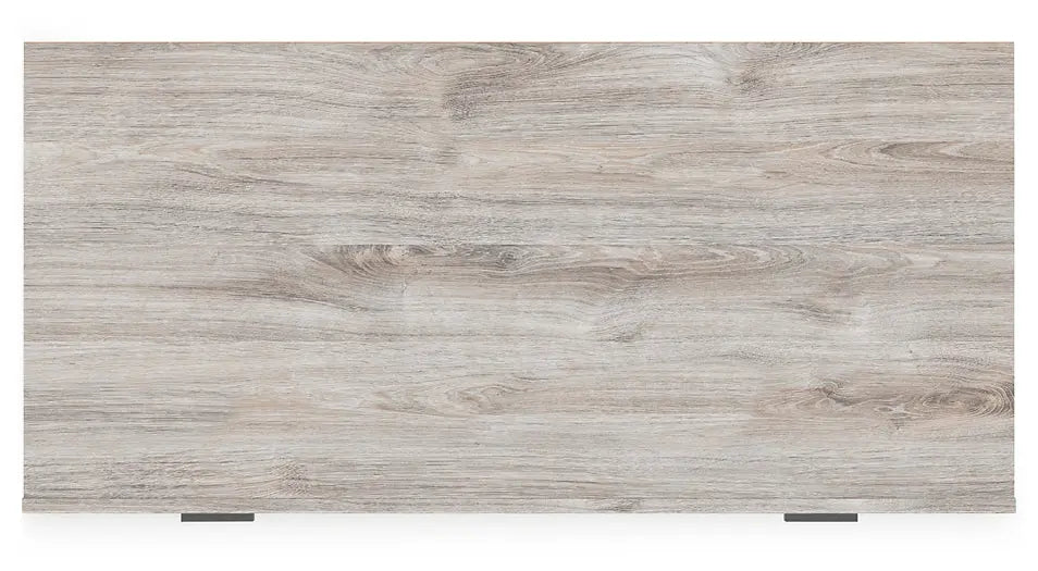 Vessalli Five Drawer Wide Chest at Lee Furniture, NC