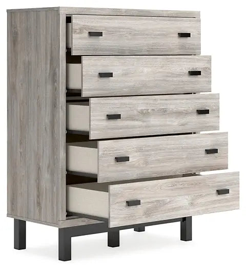 Vessalli Five Drawer Wide Chest at Lee Furniture, NC
