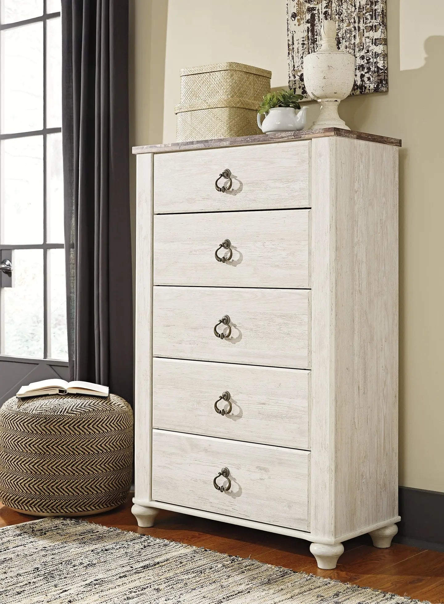 Willowton King Panel Bed with Mirrored Dresser and Chest at Lee Furniture, NC
