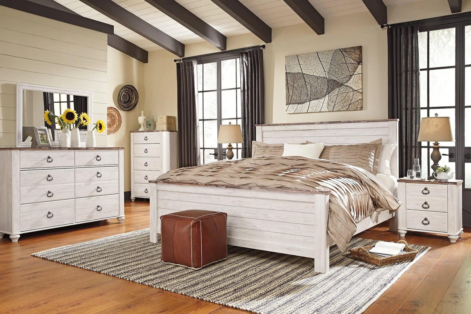 Willowton Panel Bed at Lee Furniture, NC