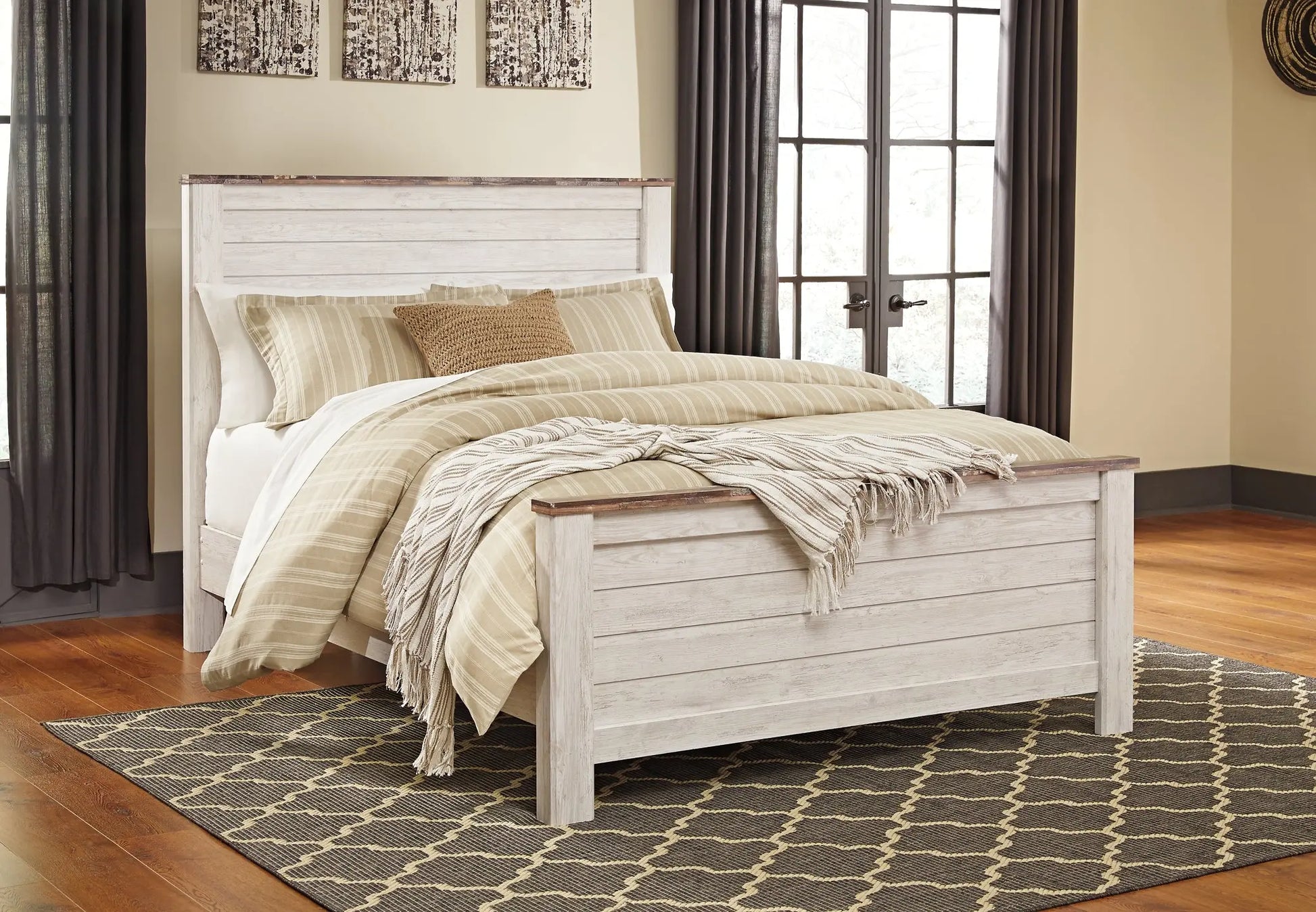 Willowton Panel Bed at Lee Furniture, NC