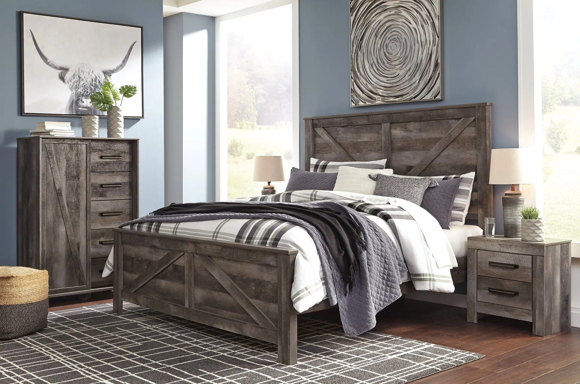 Wynnlow Crossbuck Panel Bed at Lee Furniture, NC
