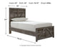 Wynnlow Crossbuck Panel Bed at Lee Furniture, NC